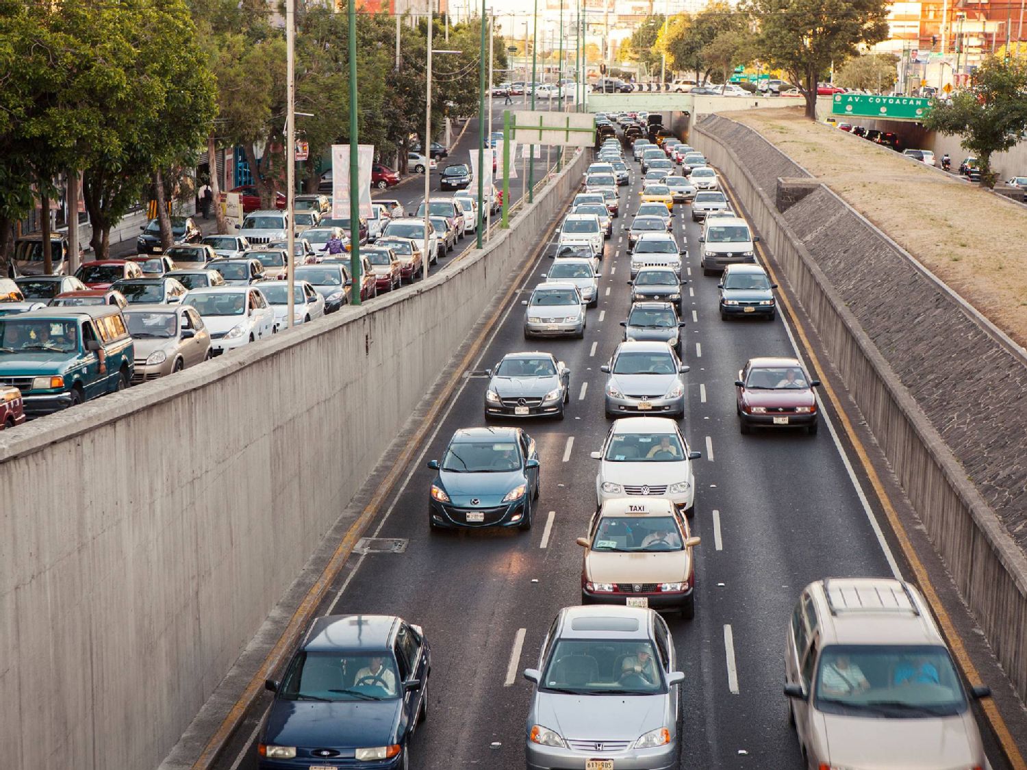 Die starke Verkehrsbelastung in Mexiko-Stadt wird zum Problem für die Gesundheit der Einwohner