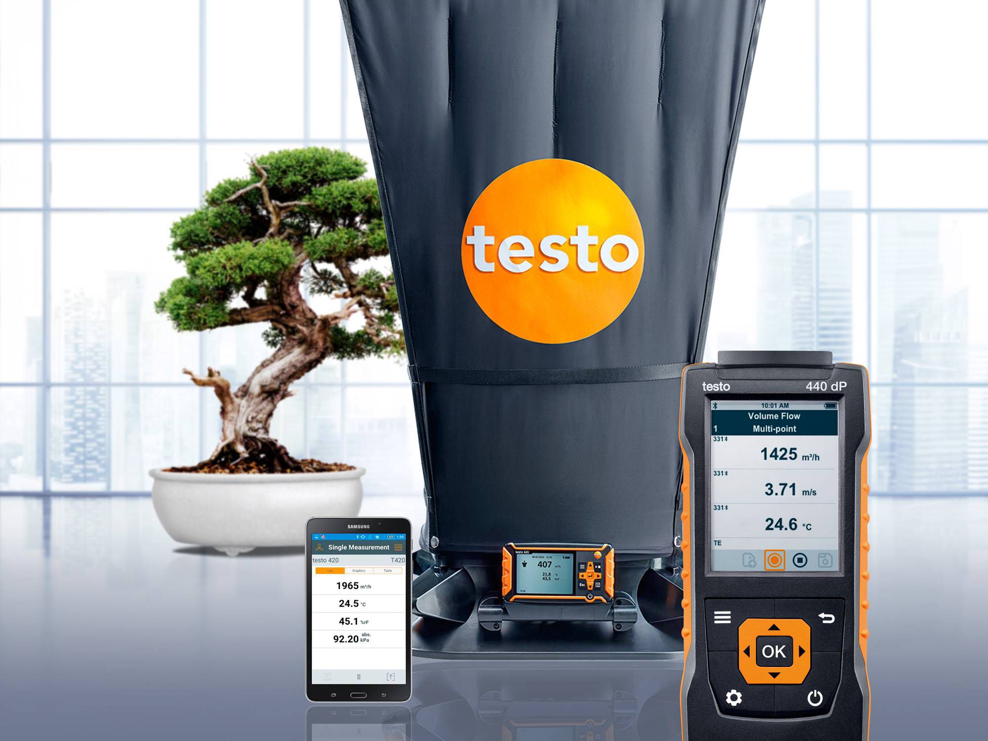 The new testo 440 air velocity & IAQ measuring instrument